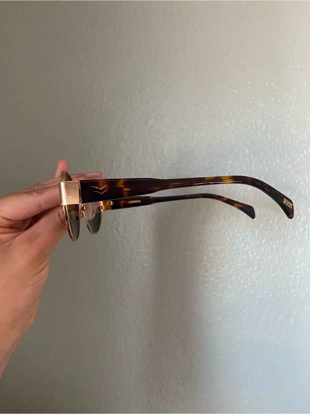 I-Sea stylish gold